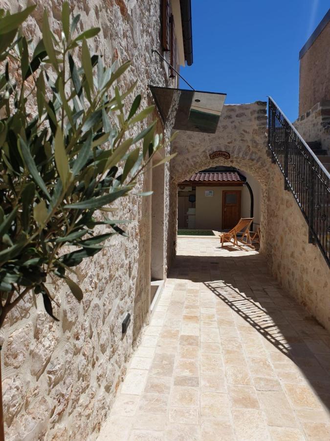 Villa Kameni Dvori Sveti Filip i Jakov Eksteriør bilde